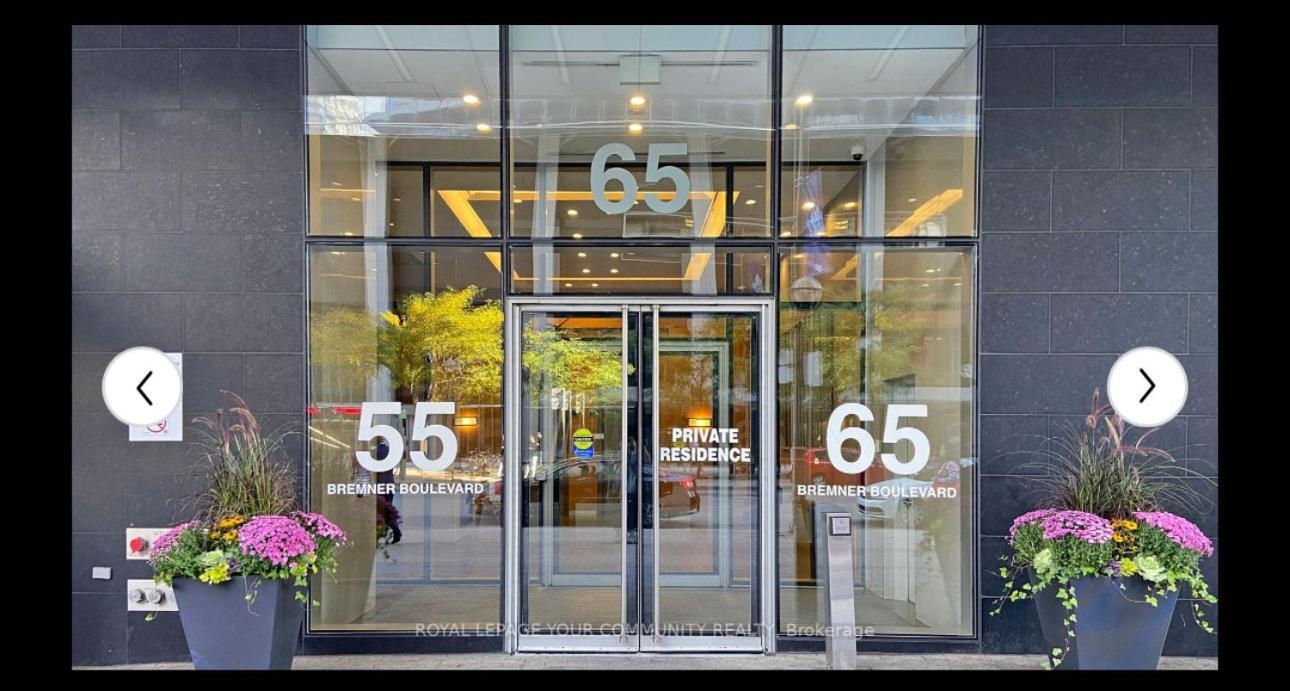 2-Bdrm And 1 Den 3 Bed Condo With 2 Bath - Walking Distance To Scotiabank Arena, Cn Tower, Union Station, Ripleys With Free Parking Toronto Eksteriør bilde